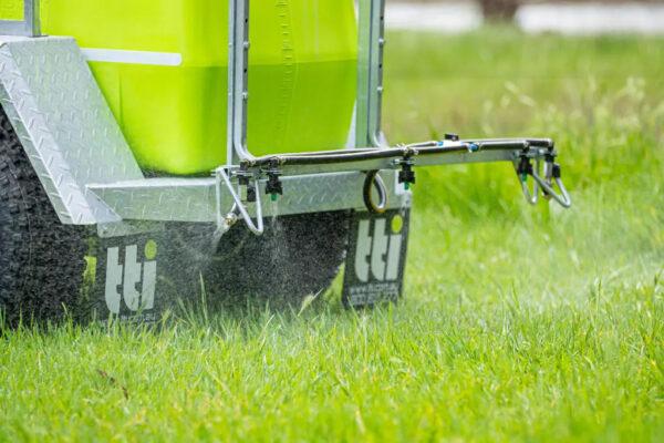 Boom-Spraying-Trailer-TrailPro