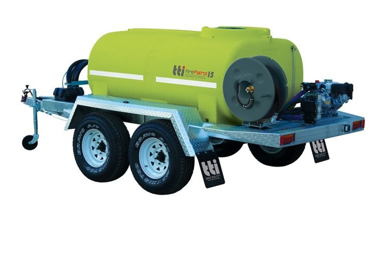Water cart trailer for fire fighting