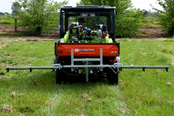 4m-FlatFold-Spray-Boom-tow-hitch-moun-utv-action-shot