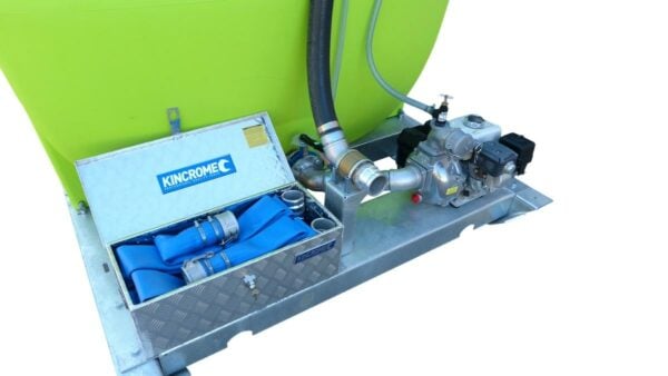 Truck water delivery tank and pump