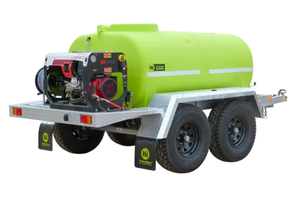 xTreme-2000L-Pressure-Cleaning-Trailer-P1240055